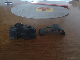 Kúpim predné držiaky parkovacích senzorov Laguna III - 2