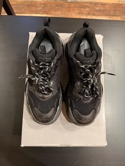 BALENCIAGA TRIPLE S - 2