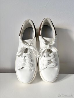 Kožené dámske tenisky Geox veľ. 40 - 2