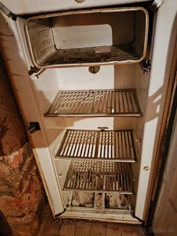 Calex chladnicka - 2