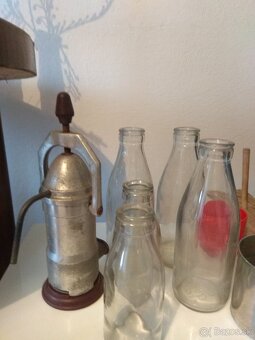 PLECHOVý HRNčEK,KOTYOGO,MLIEKOVé FLAšE - 2