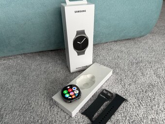 Samsung Galaxy Watch 8 40mm Graphite - NOVÉ - 2