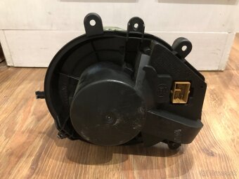 Motorček kúrenia Passat B5.5 - 2