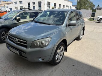 TOYOTA RAV 4 - 2