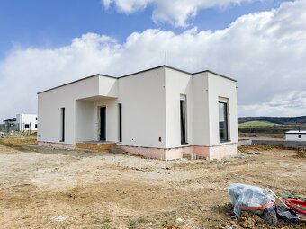 4i byt 72m2 + loggia, Terasa - Čapajevova - 2
