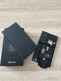 Samsung Galaxy S24 - 2
