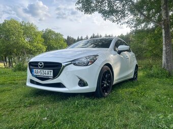 Mazda 2 Takumi 2019 - 2
