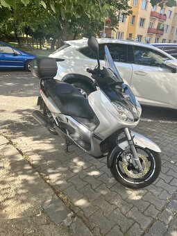 Yamaha XMAX 250i - 2