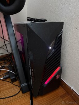 Herny PC +Monitor+klavesnica+stôl+herna stolička +učty k hra - 2