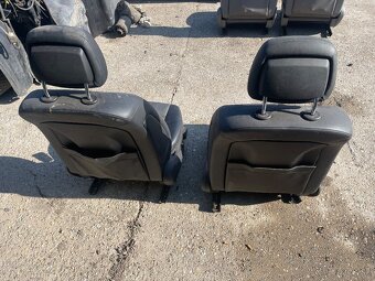 Mercedes w204 c class sedan kombi sedačky - 2