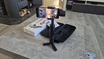 Gimbal stabilizator pre mobil - 2