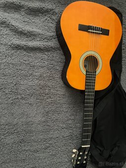 Detska gitara s puzdrom - 2