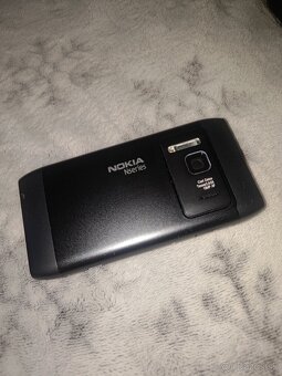 Nokia N8 - 2
