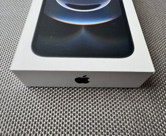 iPhone 16e 128GB Black - NOVY - NEROZBALENY - 2