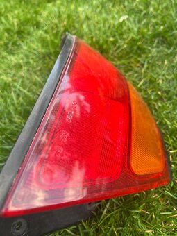 Zadné svetlá Mazda 323f BA - 2
