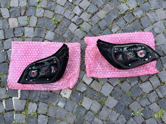 Zadné svetlá BMW 5 E60 - 2