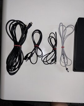 PlayStation 4 Slim 500GB +(slúchadla grátis) - 2