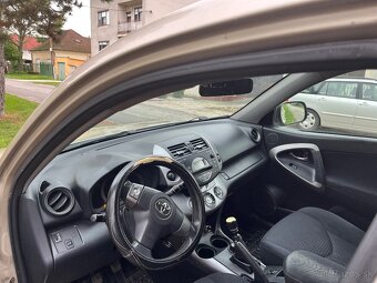 Toyota rav4 2,2 d4d - 2