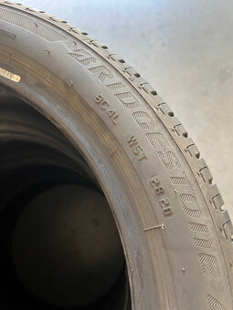 Predam letne pneumatiky Bridgestone 205/45R17. - 2