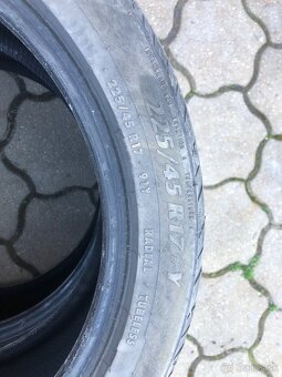 Predám 2ks letné pneumatiky 225/45 R17 matador - 2