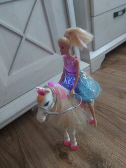 Barbie koník - 2