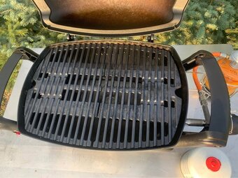 Plynový gril WEBER Q1000 + obal + kartuše - 2