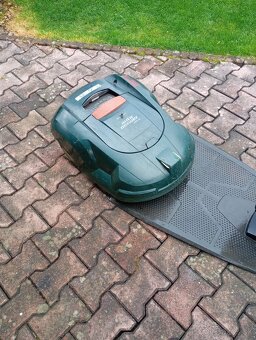 Husquarna auto mover 220 - robotická kosačka - 2
