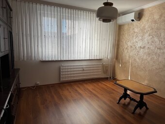 Prenájom 3izb. zariadeného bytu na Jazdeckej ul., Nové Zámky - 2