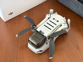 Dron DJI Mavic Mini - 2