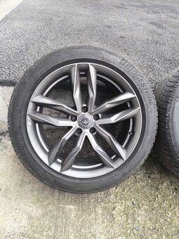 Zimny komplet 235/50 R19 - 2