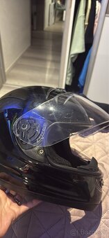 Prilba na motocykel - 2