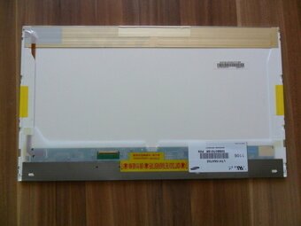 predám 15,6 palcový Led displej , z notebooku Lenovo - 2