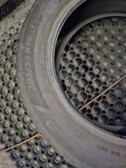 205/55R16 - 2