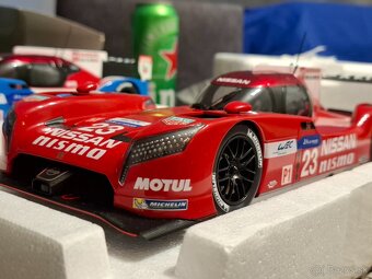 Nissan 1:18 - 2