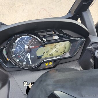 BMW C650 SPORT 2018 vo výbornom stave - 2