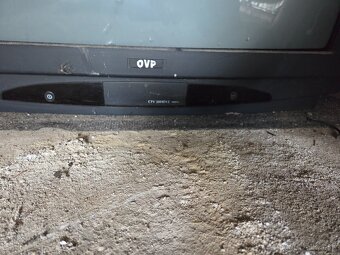 Darujem televizor OVP ctv 28hd12 - 2