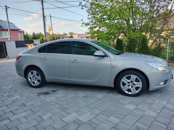 Opel Insignia 2.0 tdci -118 kW rok .2012 sedan - 2