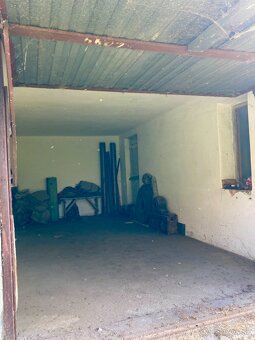 Pozemok /1496m2/ so starým rodinným domom, Vlčany - 2