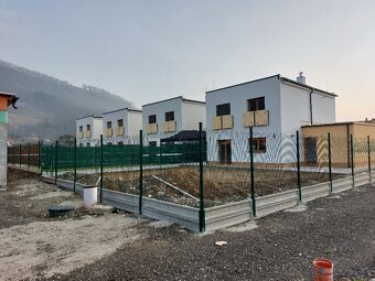Novostavba rd Teplička nad vahom - 2
