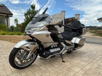 Honda GL 1800 Gold Wing 1800 Tour - 2