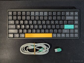 Nuphy Air75 V2 Cowberry switches - 2