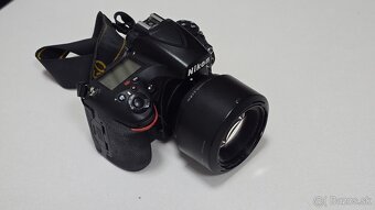 Nikon D810 - 2