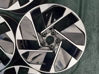 Nové Alu disky Volkswagen ID3 East Derry R18 - 2