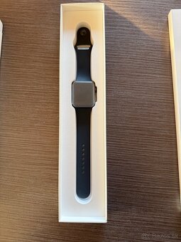 Predam UPLNE NOVE NEPOUZITE APPLE watch Series3 - 2