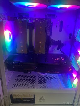 Ryzen 7 3700x / RTX 1080ti / 32GB - 2
