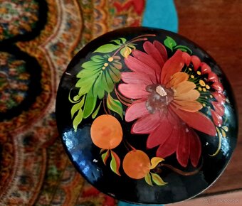 Ludove šatky a sperkovnica - 2