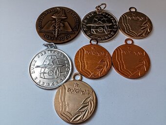 PREDAM LOT ŠPORTOVE MEDAILE PLAKETY - 2
