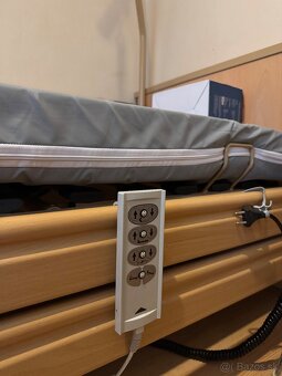 Polohovateľna posteľ - 2