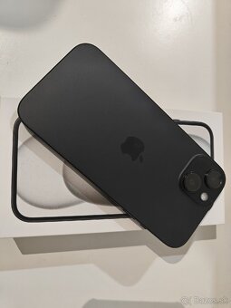 Apple iPhone 15 256GB (top stav) - 2