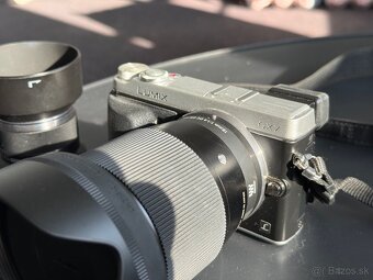 Panasonic LUMIX DMC-GX7 silver + Sigma 16mm 1.4 + OL45mm 1.8 - 2